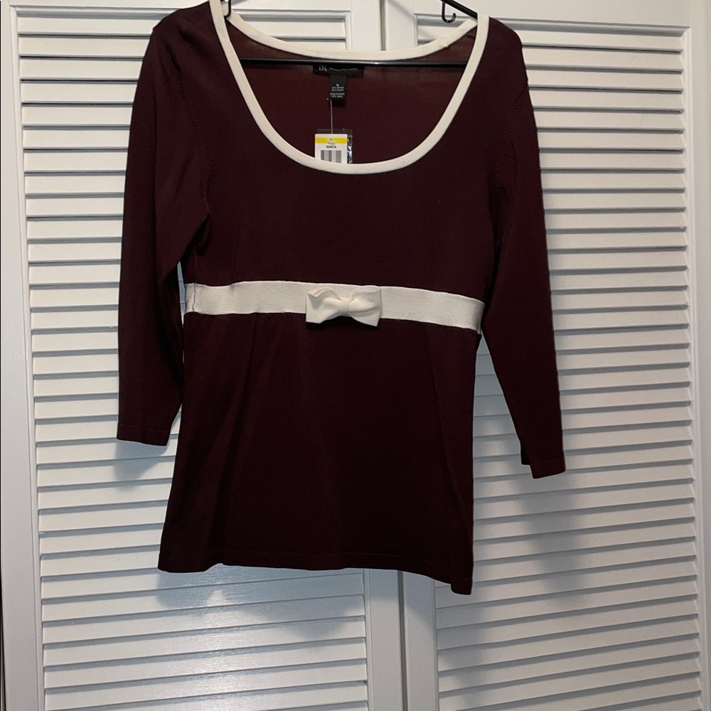 NWT! INC International Concepts Brown Top with Cream Trim, Size M